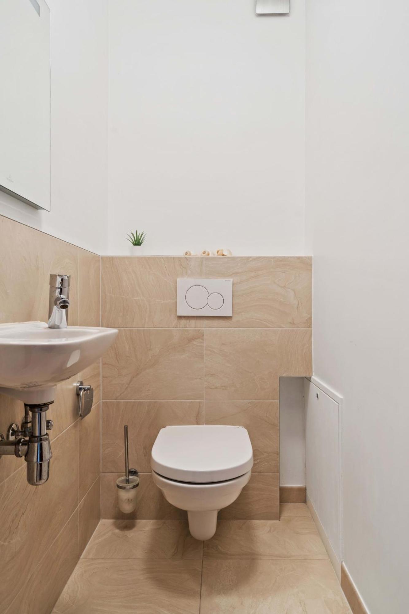 Stylish 2Br Apt In Limpertsberg, Near City Center Люксембург Экстерьер фото
